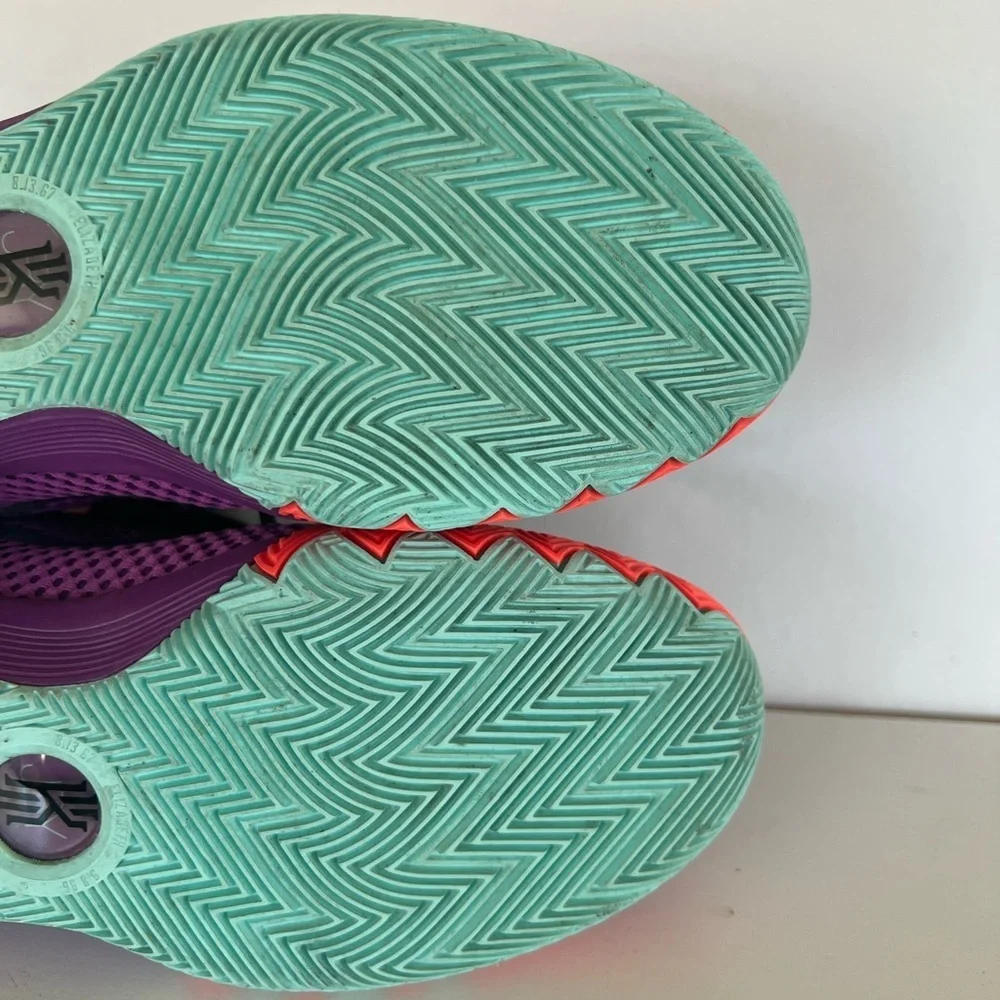 Nike Kyrie Irving 1 ‘Easter’ 2015 Youth GS High Top Sneakers, Purple/Orange, 6Y